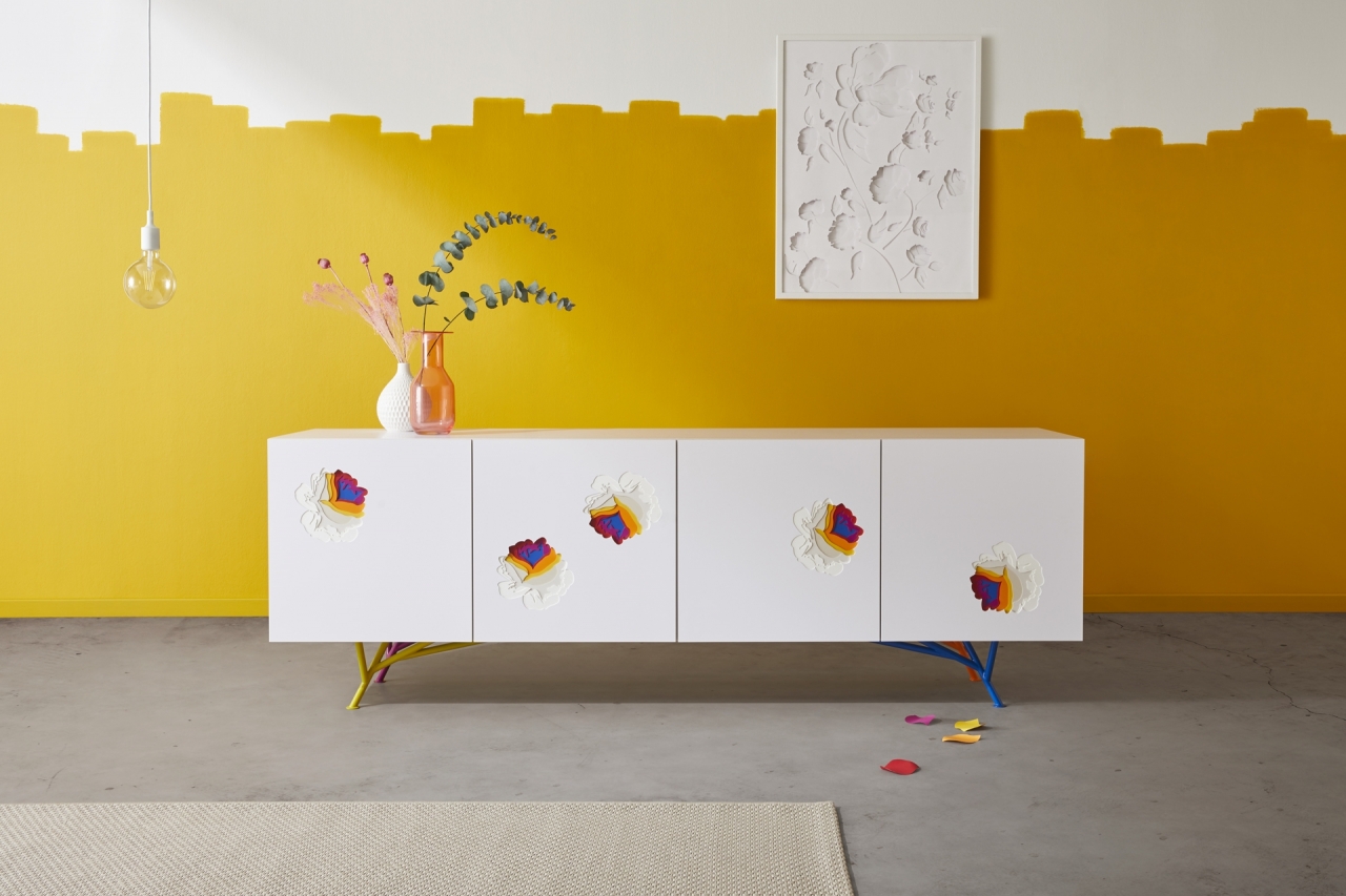 FLOWA SIDEBOARD